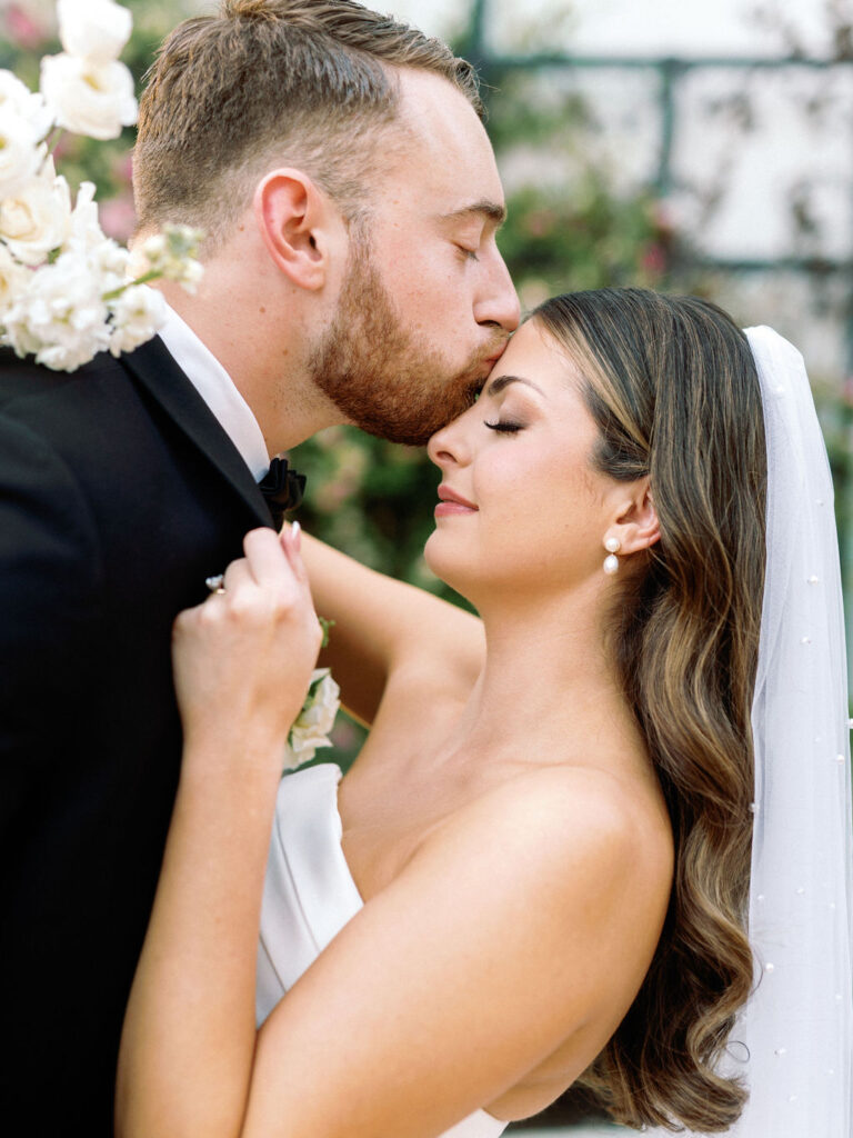 modern timeless and romantic couples photography bride and groom portraits